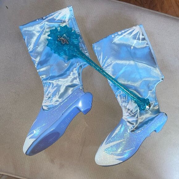 Disney Elsa Shoes and scepter ❄️ - Picture 1 of 12